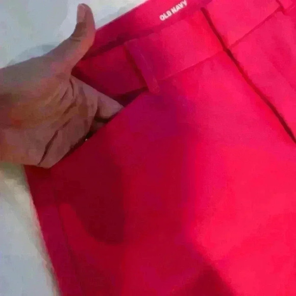 ✨Old Navy pixie shorts size 8 fuchsia, pink - Picture 4 of 6